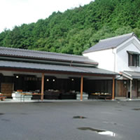 亀岡工場直売所